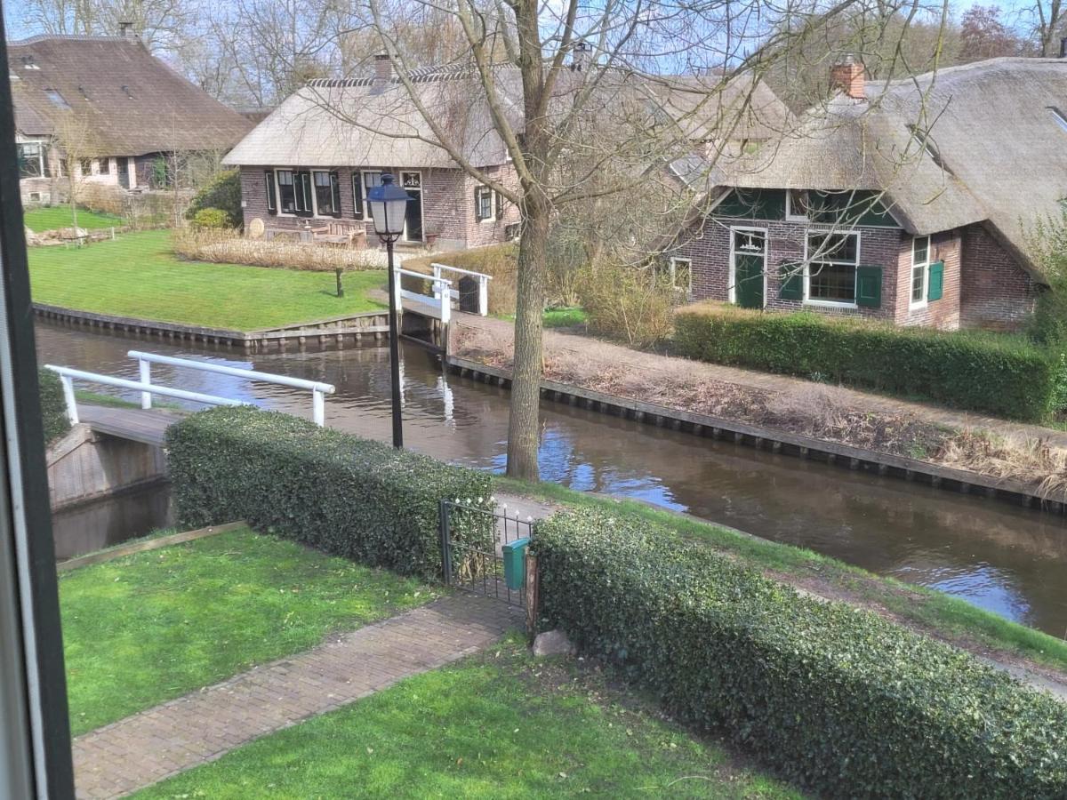 B&B Villa Giethoorn - Canalview, Privacy & Parking Экстерьер фото